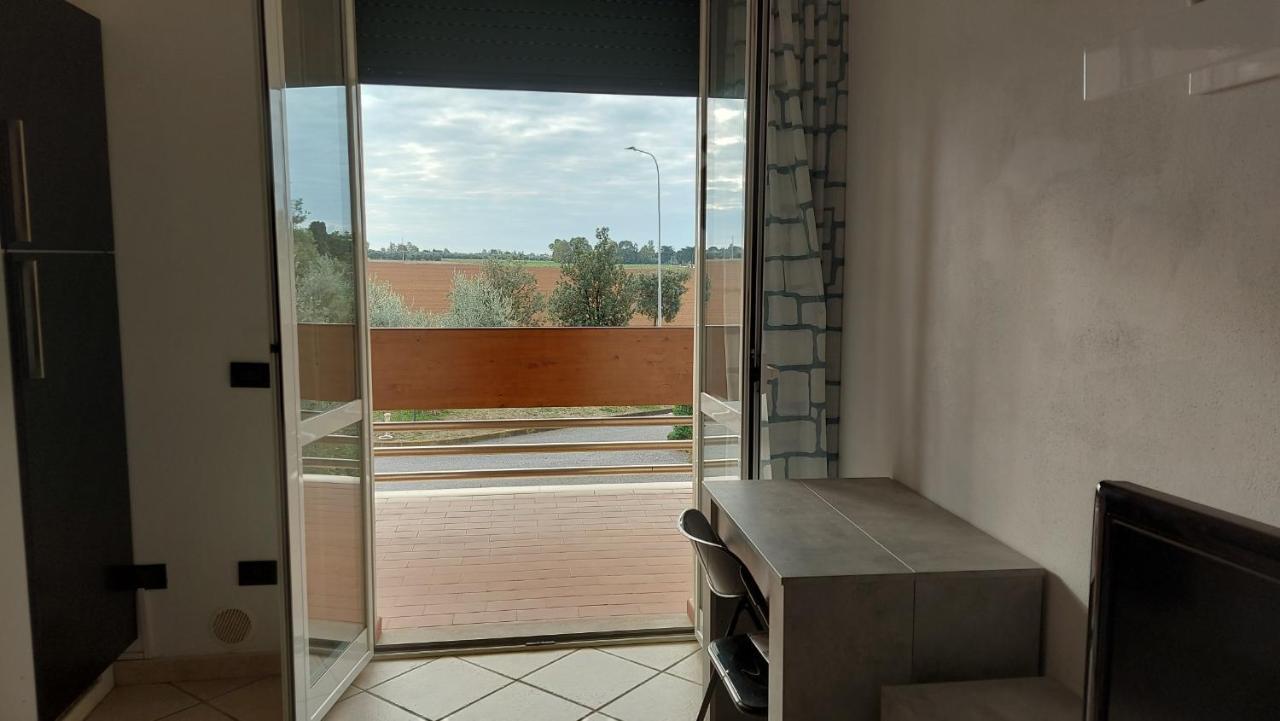 Appartamento Santa Costanza Con Piscina 산빈첸초 외부 사진